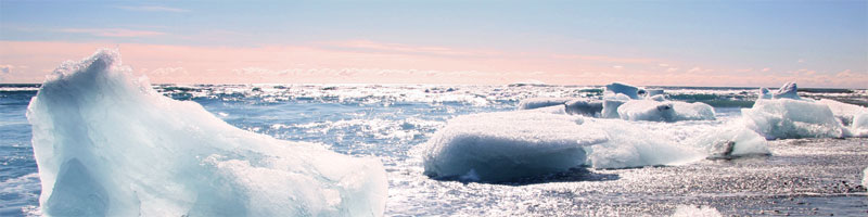 Iceland - Icebergs on the beach